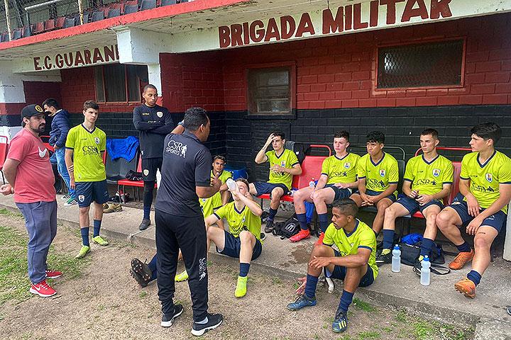 Sub-17 da i10 Brazil / Juventus empata jogo-treino com EC Guarani